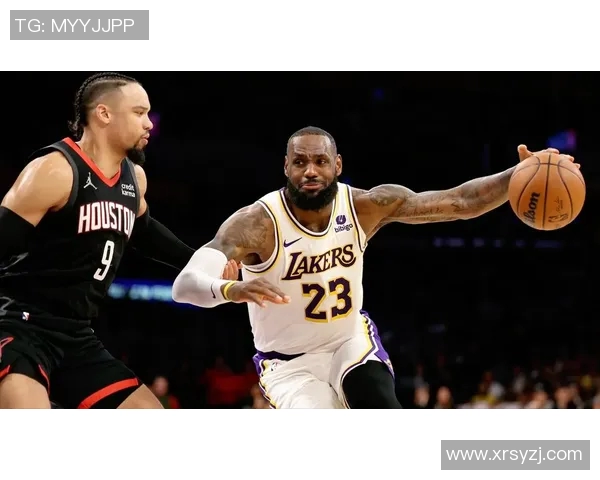 洛杉矶湖人队巨星勒布朗·詹姆斯因伤将缺席下场对阵犹他爵士队的比赛